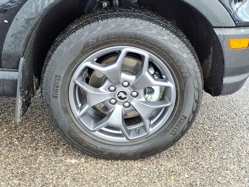 Used 2023 Ford Bronco Sport Badlands image 10