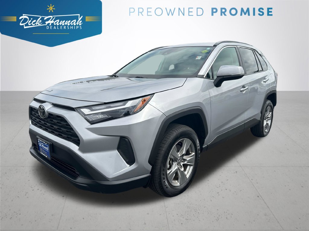 Used 2025 Toyota RAV4 XLE AWD/4WD image 1