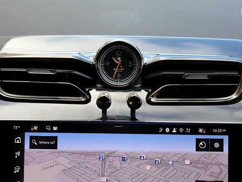 New 2025 Bentley Bentayga image 21