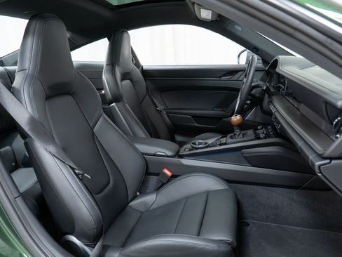 Certified 2026 Porsche 911 Carrera T RWD image 30