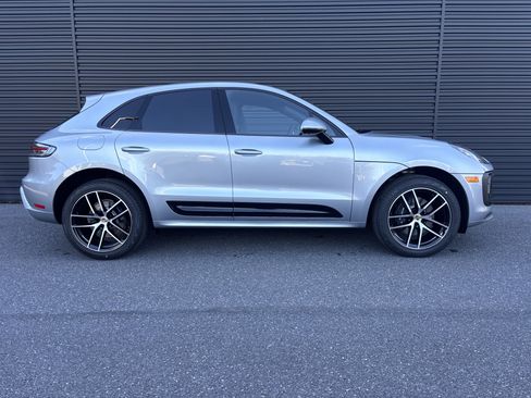 New 2026 Porsche Macan AWD/4WD image 6
