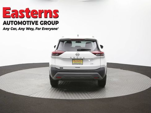 Used 2023 Nissan Rogue S AWD/4WD image 37