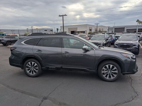 Used 2023 Subaru Outback Touring image 6