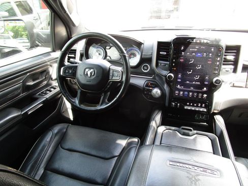 Used 2019 RAM 1500 Limited AWD/4WD image 9