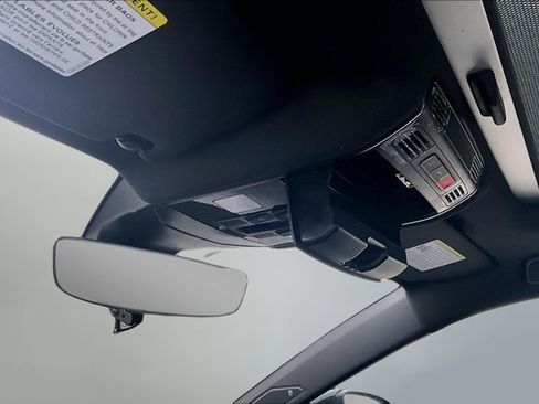Used 2022 Volkswagen Jetta GLI Autobahn FWD image 17