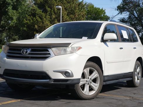 Used 2013 Toyota Highlander Limited AWD/4WD image 1