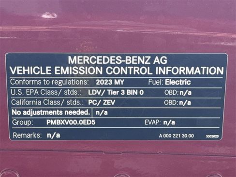 Used 2023 Mercedes-Benz EQB 350 4MATIC SUV w/ Exclusive Package image 61