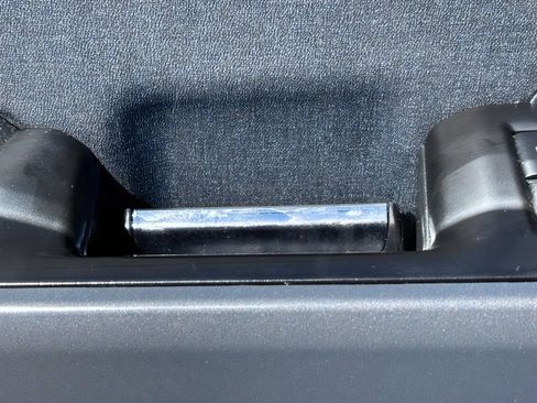 Used 2023 Ford F150 Lariat RWD image 19