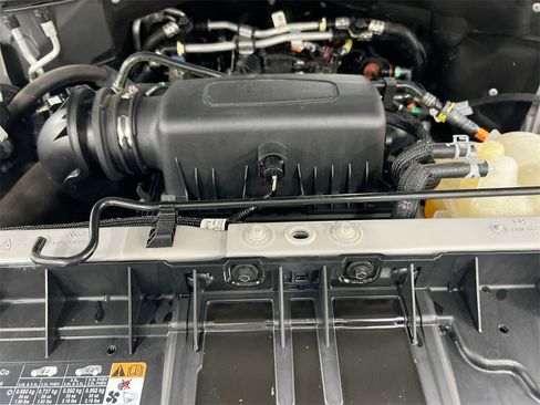 Used 2023 Ford Explorer XLT w/ Equipment Group 202A image 24