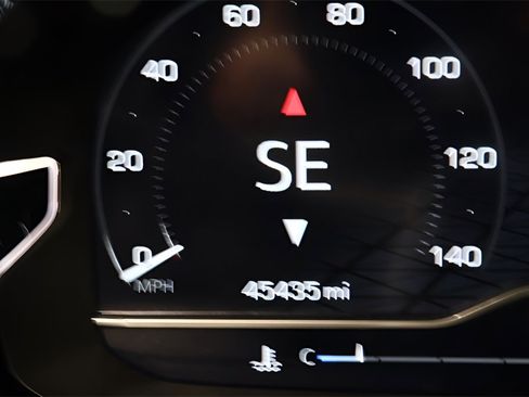 Used 2024 GMC Yukon XL Denali Ultimate image 13