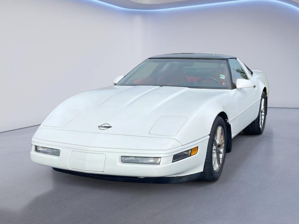 Used 1996 Chevrolet Corvette Coupe RWD image 1