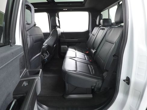 Used 2024 Ford F150 Lariat w/ Equipment Group 502A High image 29