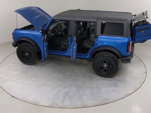 Used 2022 Ford Bronco Badlands image 53