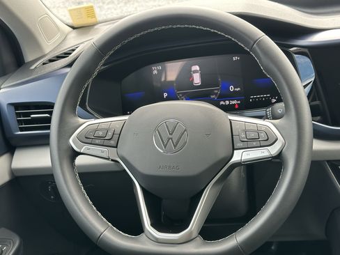 Used 2023 Volkswagen Taos SE image 24