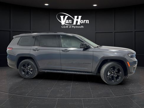 Used 2024 Jeep Grand Cherokee L Limited w/ Luxury Tech Group II AWD/4WD image 2