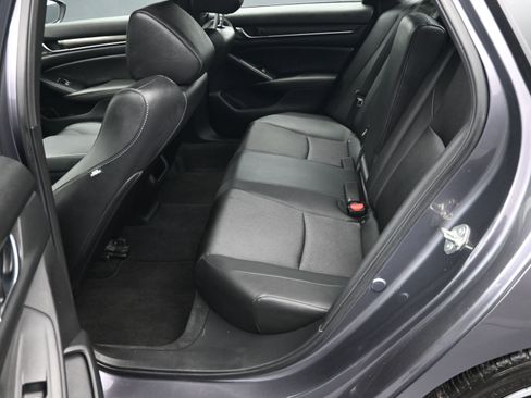 Used 2019 Honda Accord Sport image 22