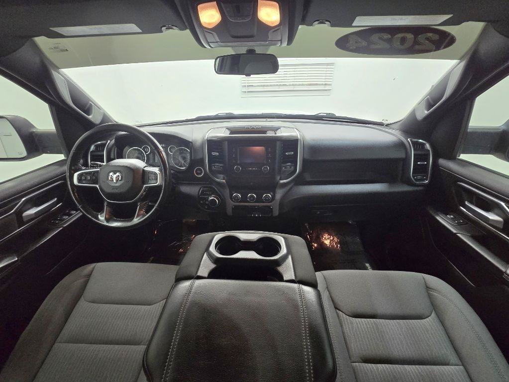 Used 2024 RAM 1500 Lone Star AWD/4WD image 16