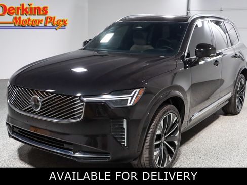 Used 2025 Volvo XC90 B6 Plus AWD/4WD image 1