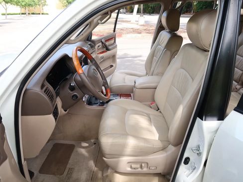 Used 2001 Lexus LX 470 4WD image 17