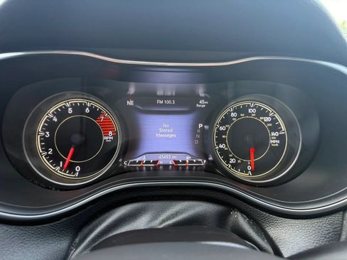 Used 2021 Jeep Cherokee Limited AWD/4WD image 29