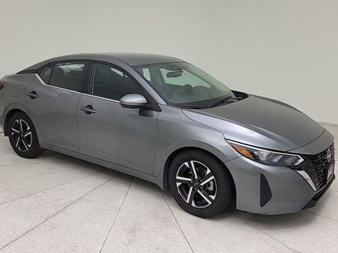 Used 2024 Nissan Sentra SV image 7