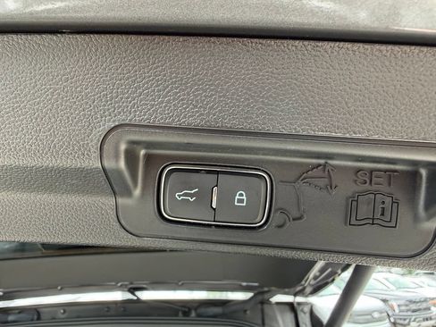 Used 2023 Ford Explorer XLT w/ Equipment Group 202A AWD/4WD image 29