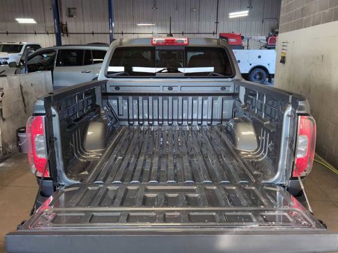 Used 2022 GMC Canyon AT4 w/ Trailering Package AWD/4WD image 10