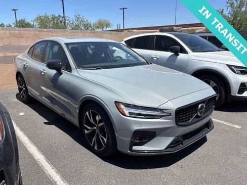 Used 2025 Volvo S60 B5 Plus FWD image 1