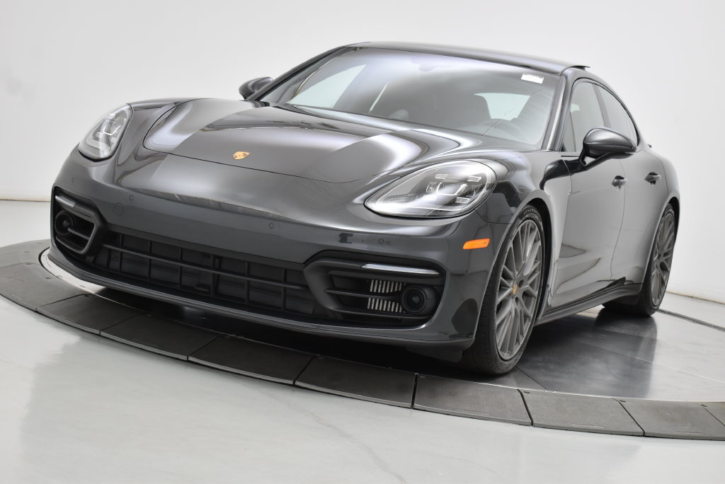 Used 2023 Porsche Panamera 4 Platinum Edition AWD/4WD image 19