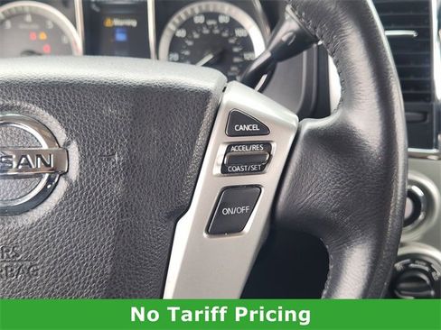 Used 2018 Nissan Titan SV w/ SV Convenience Package image 27