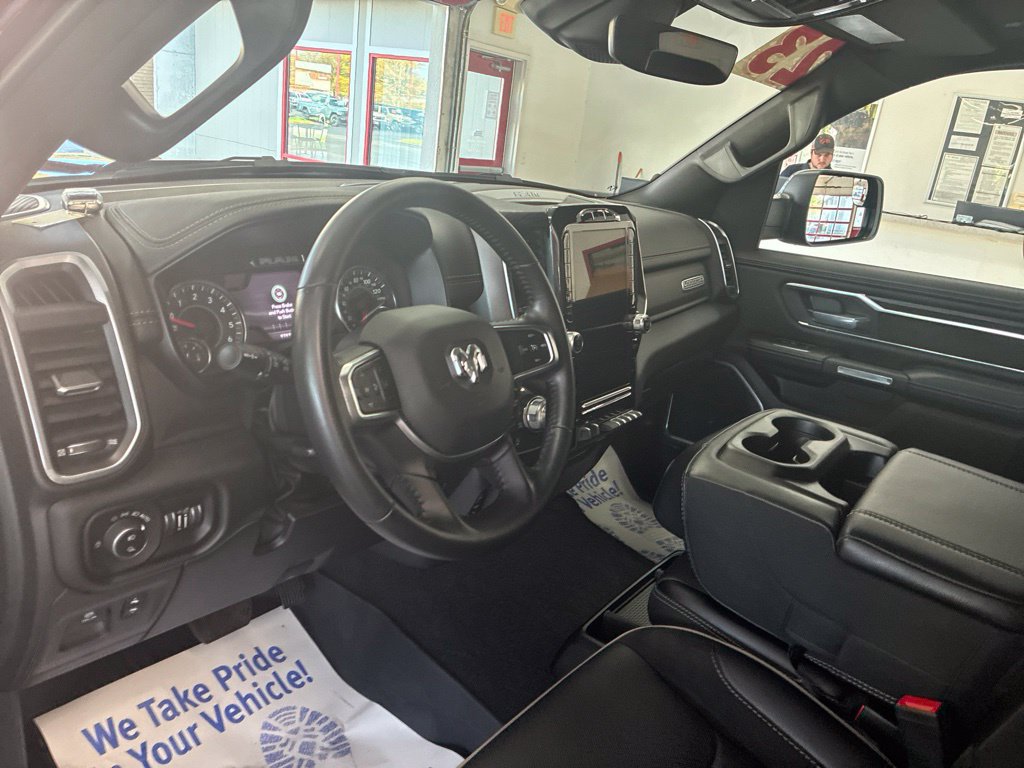 Used 2023 RAM 1500 Laramie AWD/4WD image 15