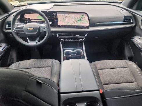 New 2025 Chevrolet Traverse LT w/ Driver Confidence Package image 19