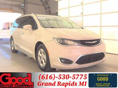 Used 2017 Chrysler Pacifica Touring-L Plus