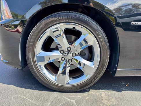 Used 2012 Dodge Charger R/T w/ Wheels & Tunes Group RWD image 12