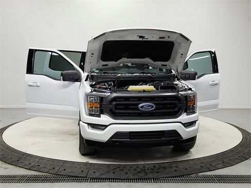 Used 2022 Ford F150 XLT w/ Equipment Group 302A High image 10