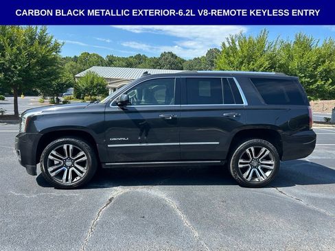 Used 2020 GMC Yukon Denali w/ Denali Premium Package RWD image 13