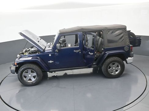 Used 2013 Jeep Wrangler Unlimited Sport AWD/4WD image 57