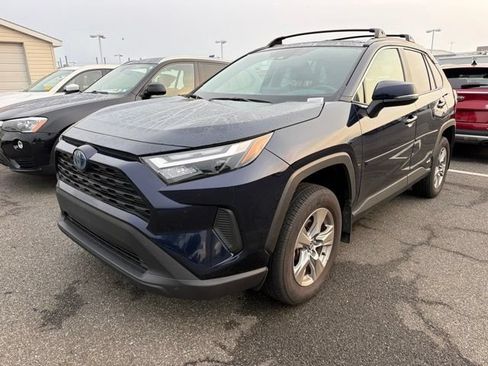 Used 2024 Toyota RAV4 XLE w/ Convenience Package AWD/4WD image 3