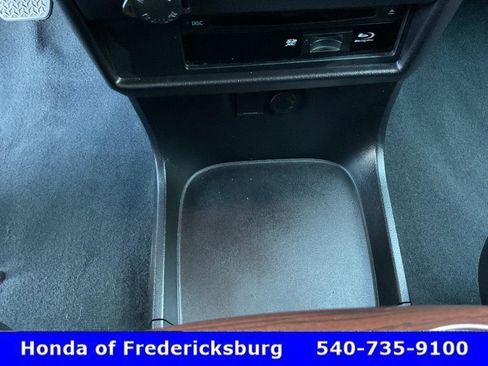 Used 2020 Toyota Sienna Limited Premium w/ Carpet Mat Package AWD/4WD image 45