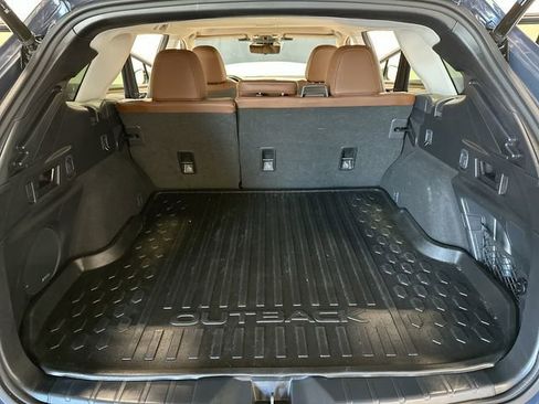 Certified 2023 Subaru Outback Touring AWD/4WD image 27