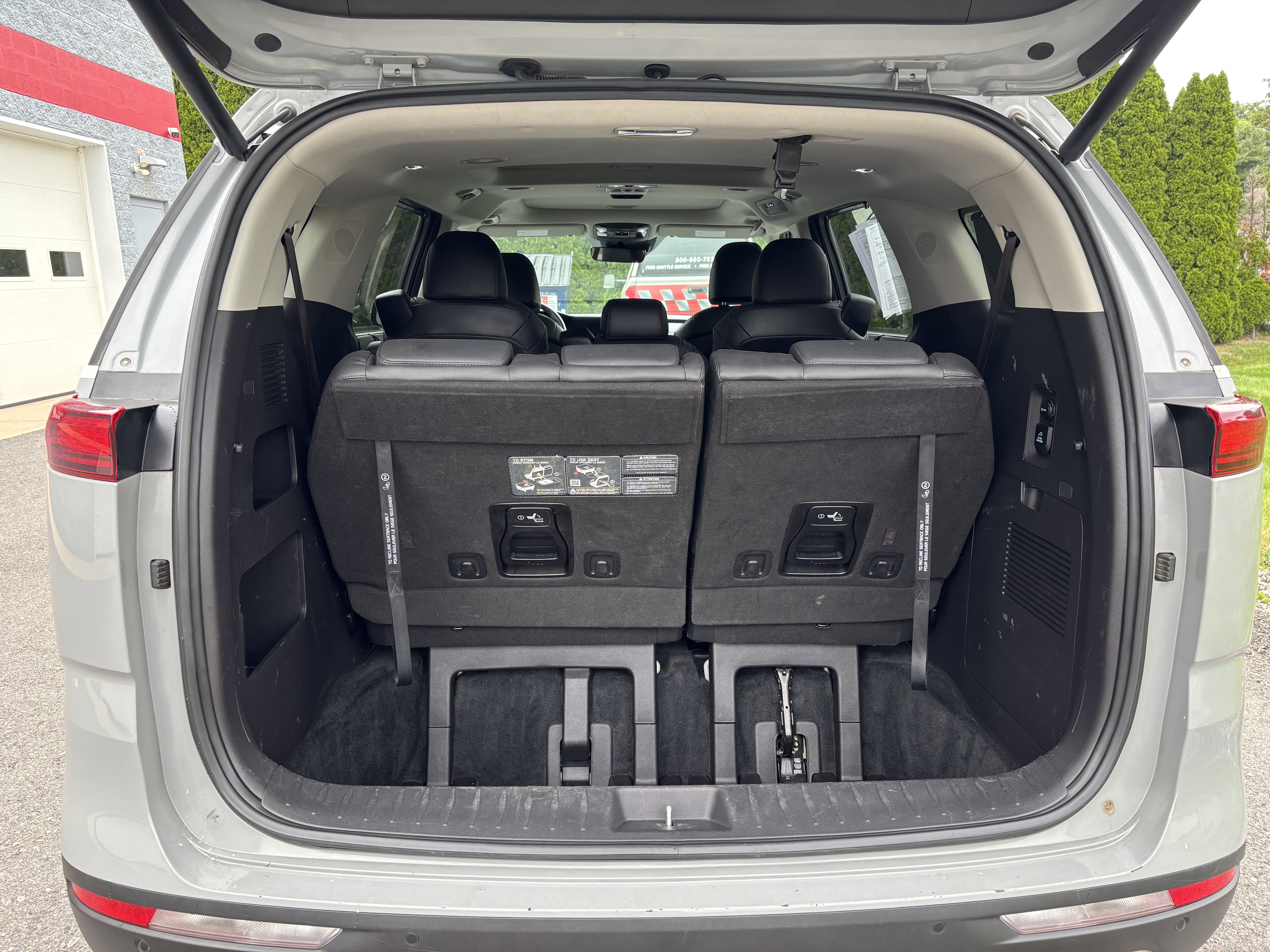 Used 2024 Kia Carnival SX Prestige FWD image 5