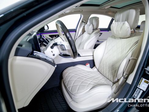 Used 2024 Mercedes-Benz S 580 4MATIC Sedan image 11