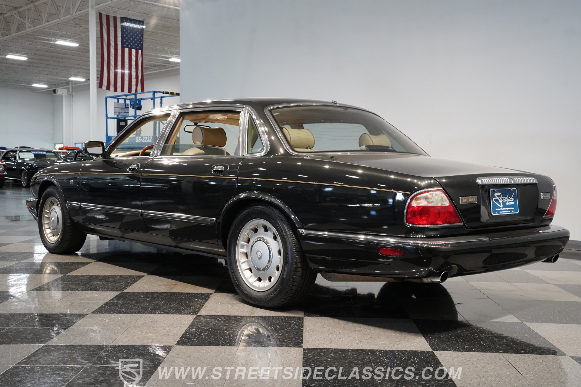 Used 1998 Jaguar XJ8 L RWD image 10