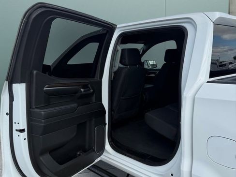 Used 2023 Chevrolet Silverado 1500 LT AWD/4WD image 12