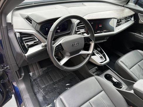 Used 2022 Audi Q4 e-tron Premium Plus image 13