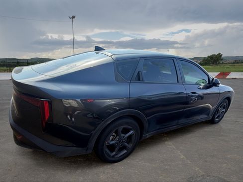 Certified 2025 Kia K4 FWD image 3