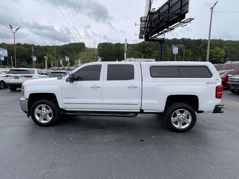 Used 2016 Chevrolet Silverado 2500 LTZ w/ LTZ Plus Package AWD/4WD image 2