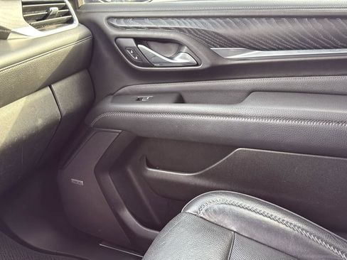 Used 2021 GMC Yukon XL Denali image 24