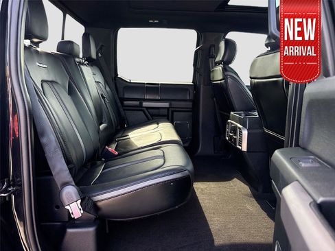 Used 2018 Ford F150 Platinum w/ Equipment Group 701A Luxury image 30