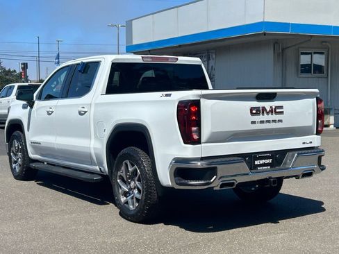 New 2026 GMC Sierra 1500 SLE w/ X31 Off-Road Package AWD/4WD image 7